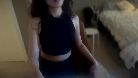 Snapshot of suckmythong410104 chatting on 02/27/25, 09:36 SaraSabeen online show from 02/27/25, 09:36