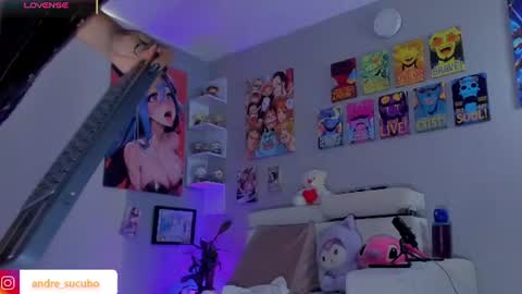 Snapshot of sucubo_69_ chatting on 07/27/26, 11:50 Rouss online show from 07/27/26, 11:50