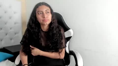 sue_stark online show from 05/19/26, 01:56