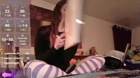 Snapshot of sufferbunny chatting on 01/09/25, 11:13 Nikki Sabel online show from 01/09/25, 11:13