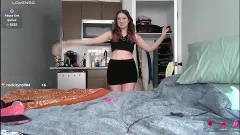 Snapshot of sufferbunny chatting on 03/06/25, 04:49 Nikki Sabel online show from 03/06/25, 04:49