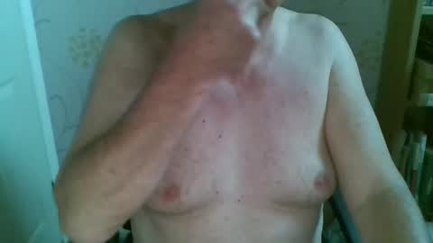 Snapshot of suffolkboy4 chatting on 04/28/26, 06:57 suffolkboy4 online show from 04/28/26, 06:57