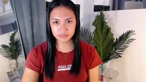 Snapshot of sugar_chloe17 chatting on 03/11/25, 11:37 sugar_chloe17 online show from 03/11/25, 11:37