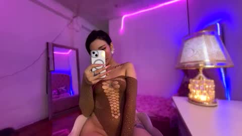 Snapshot of sugar_hally chatting on 04/08/26, 11:54 your ultimate goddess online show from 04/08/26, 11:54