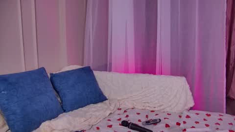 Snapshot of sugar_lips__ chatting on 02/20/26, 02:52 Alice online show from 02/20/26, 02:52