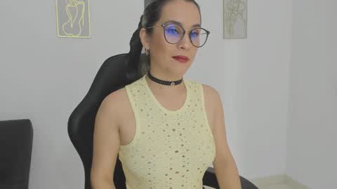 sugar_milff online show from 01/16/26, 02:21