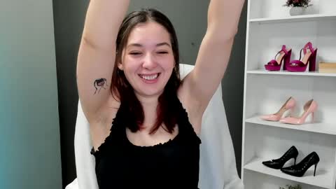 Snapshot of sugar_xmegan chatting on 04/24/26, 07:00 Megan online show from 04/24/26, 07:00