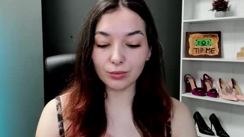 Snapshot of sugar_xmegan chatting on 05/21/26, 06:42 Megan online show from 05/21/26, 06:42