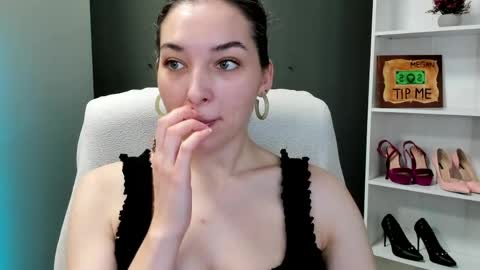 Snapshot of sugar_xmegan chatting on 05/27/26, 06:54 Megan online show from 05/27/26, 06:54