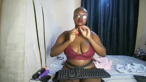 Snapshot of sugara_spicexo chatting on 03/29/26, 08:47 Ss online show from 03/29/26, 08:47