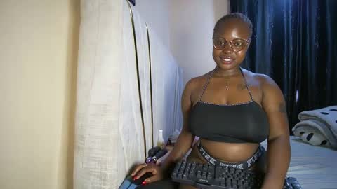Snapshot of sugara_spicexo chatting on 04/02/26, 06:44 Ss online show from 04/02/26, 06:44