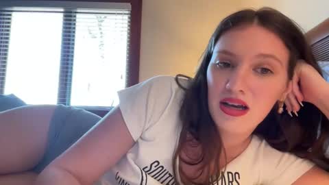 Snapshot of sugarbaexo420 chatting on 03/08/26, 04:44 sugarbaeJ online show from 03/08/26, 04:44