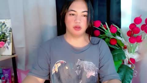 Snapshot of sugarbelle_ chatting on 12/22/25, 09:17 belle online show from 12/22/25, 09:17