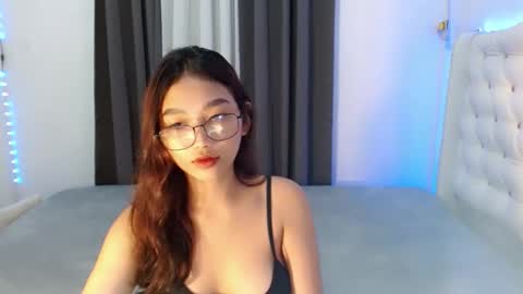 Snapshot of sugarluna69 chatting on 10/26/25, 03:40 sugarluna69 online show from 10/26/25, 03:40