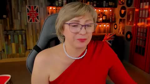 Vivien online show from 03/08/25, 07:20