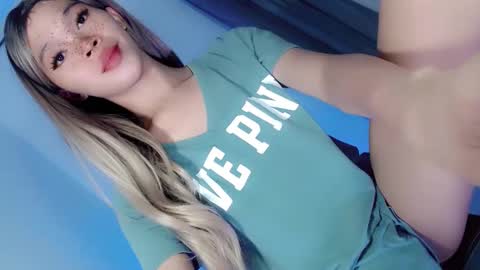 LoveSugar online show from 11/10/25, 09:47