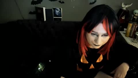 Sugary online show from 10/12/25, 04:33