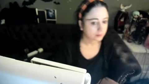 Sugary online show from 10/22/25, 10:37