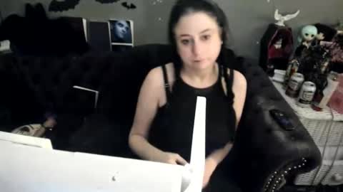 Sugary online show from 10/27/25, 05:28