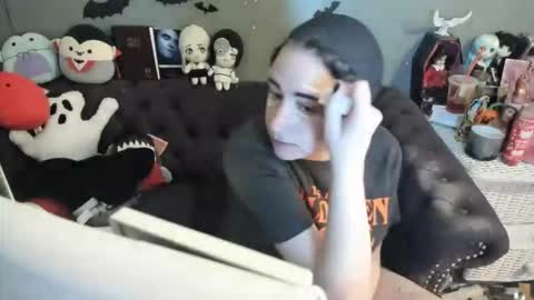 Sugary online show from 11/12/25, 07:46