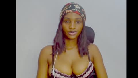 Snapshot of sugax_cuntwetxx chatting on 09/09/25, 11:43 Ivy online show from 09/09/25, 11:43