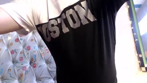 suggabrown_ online show from 03/10/25, 07:18