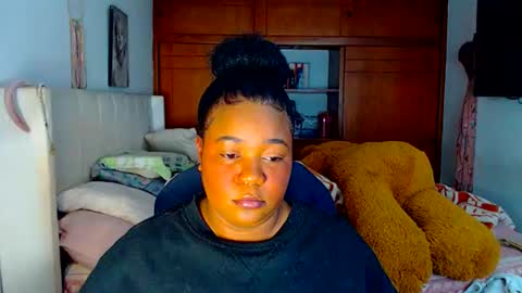 Snapshot of suggarbaby1 chatting on 11/27/25, 06:48 Cami Back in 2 hours online show from 11/27/25, 06:48