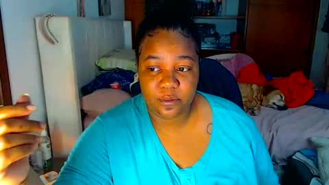 Snapshot of suggarbaby1 chatting on 12/21/25, 07:04 Cami Back in 2 hours online show from 12/21/25, 07:04