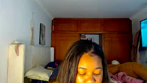 Snapshot of suggarbaby1 chatting on 01/11/26, 05:01 Cami Back in 2 hours online show from 01/11/26, 05:01