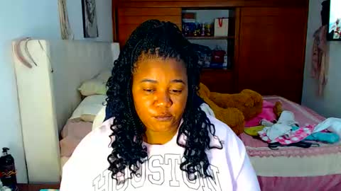 Snapshot of suggarbaby1 chatting on 04/21/26, 05:25 Cami Back in 2 hours online show from 04/21/26, 05:25