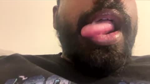 Let me be your knight that saves you online show from 01/16/26, 01:20