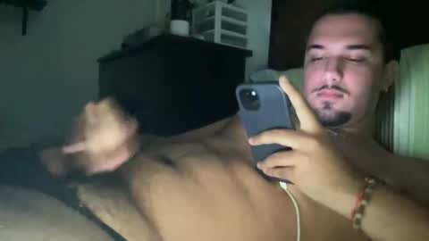 Snapshot of sugxr333xoxo chatting on 10/23/25, 04:23 john. online show from 10/23/25, 04:23