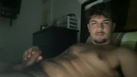 Snapshot of sugxr333xoxo chatting on 11/17/25, 05:24 john. online show from 11/17/25, 05:24