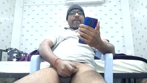 suitfetish72 online show from 03/15/26, 07:53