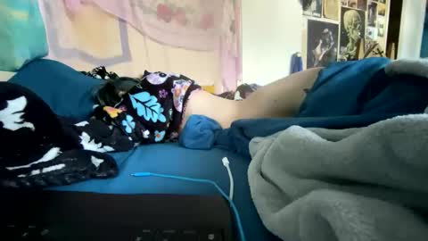 Suki online show from 05/03/26, 04:13
