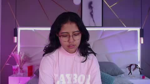 Snapshot of sukirush chatting on 04/20/26, 11:35 SUKI online show from 04/20/26, 11:35