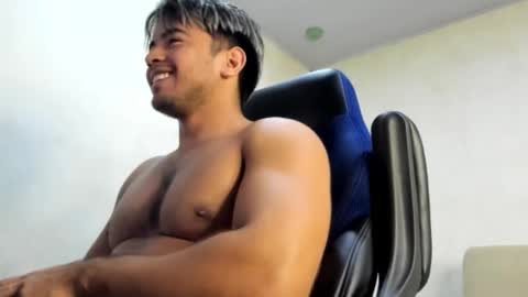 sukuna_hara online show from 11/17/25, 01:55