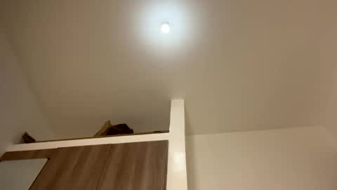 Snapshot of sultryaura chatting on 02/20/26, 07:21 maskedtemptress online show from 02/20/26, 07:21