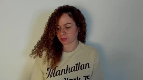 Snapshot of sultrysecrets_ chatting on 10/03/25, 07:11 Ann online show from 10/03/25, 07:11