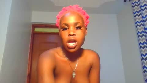 Snapshot of sulwe_ chatting on 12/15/25, 07:23 sulwe_ online show from 12/15/25, 07:23