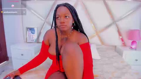 Snapshot of sulyclarck chatting on 09/25/25, 07:50 Hot ebony online show from 09/25/25, 07:50