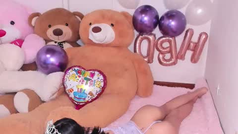 Snapshot of sulyrouse chatting on 10/26/25, 12:05 suly online show from 10/26/25, 12:05