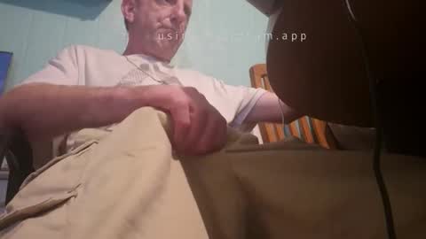 Snapshot of sum4u2see43 chatting on 02/27/26, 02:22 sum4u2see43 online show from 02/27/26, 02:22