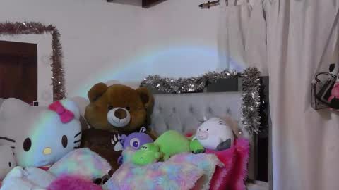 summer 09 online show from 02/09/26, 01:53