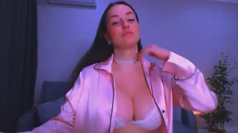 Snapshot of summer_finn chatting on 01/10/26, 02:52 Christina online show from 01/10/26, 02:52