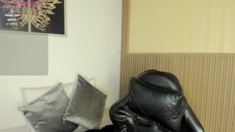 Summer online show from 02/12/26, 11:27