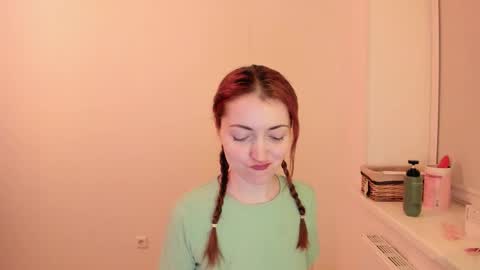 Summer Preston online show from 02/17/26, 09:32