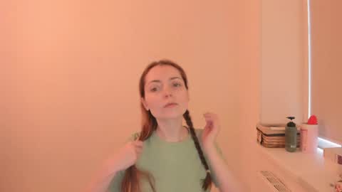 Summer Preston online show from 04/25/26, 09:12