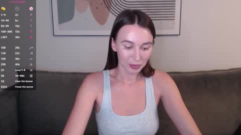 Snapshot of summer_time13 chatting on 11/26/25, 05:03 Liby online show from 11/26/25, 05:03