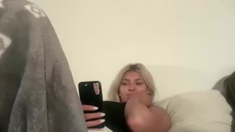 summerclarke2 online show from 09/23/25, 05:27